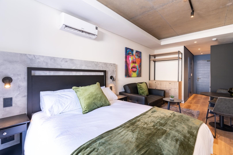 0 Bedroom Property for Sale in Sea Point Western Cape